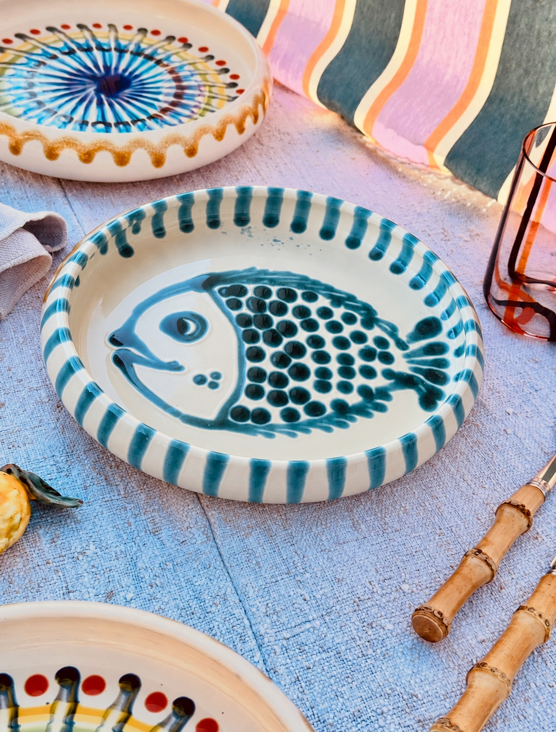 Unique Italian Pasta Plate 25cm "Crazy Fish" – Handmade in Puglia