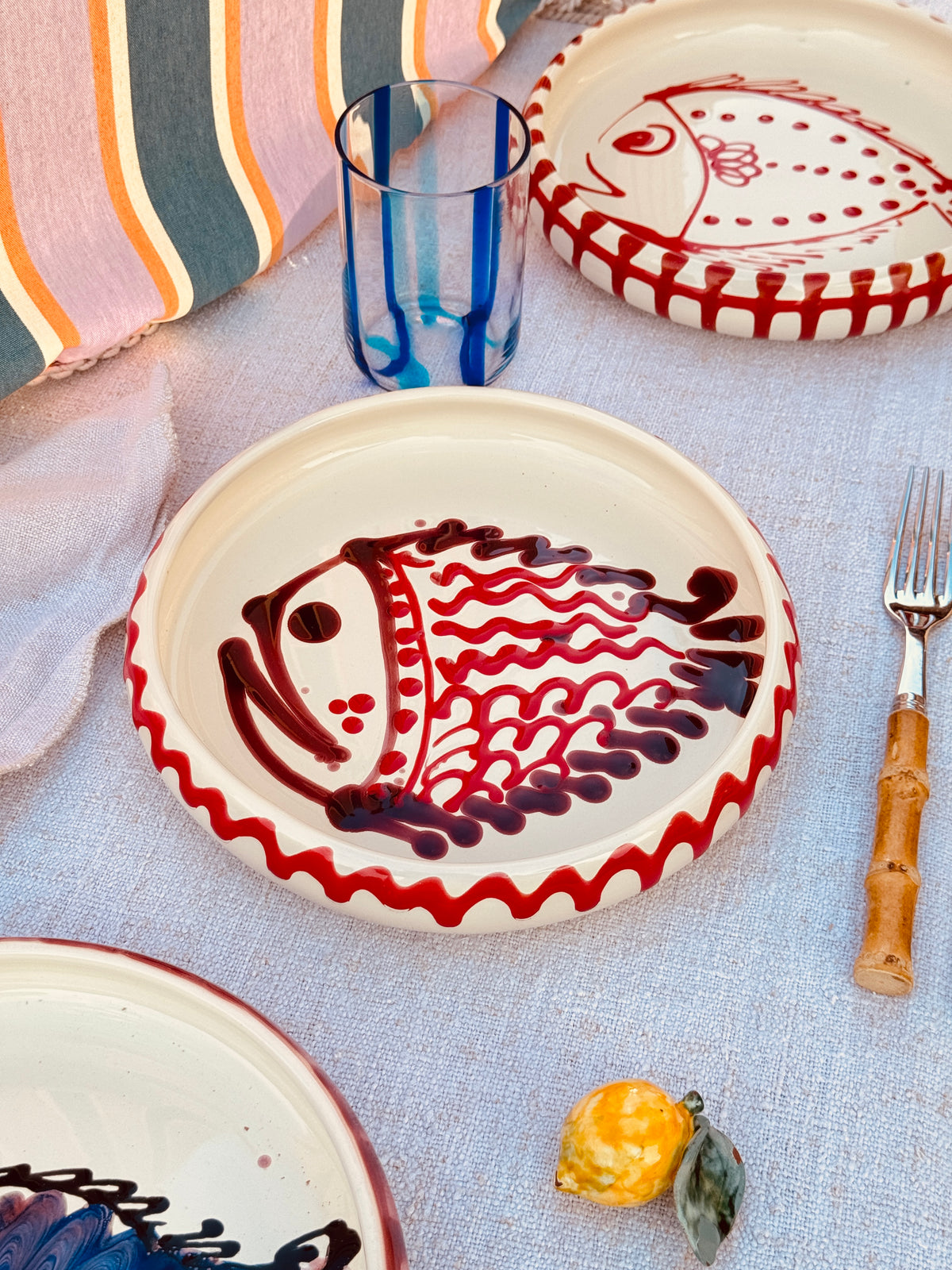 Unique Italian Pasta Plate 25cm "Crazy Fish" – Handmade in Puglia
