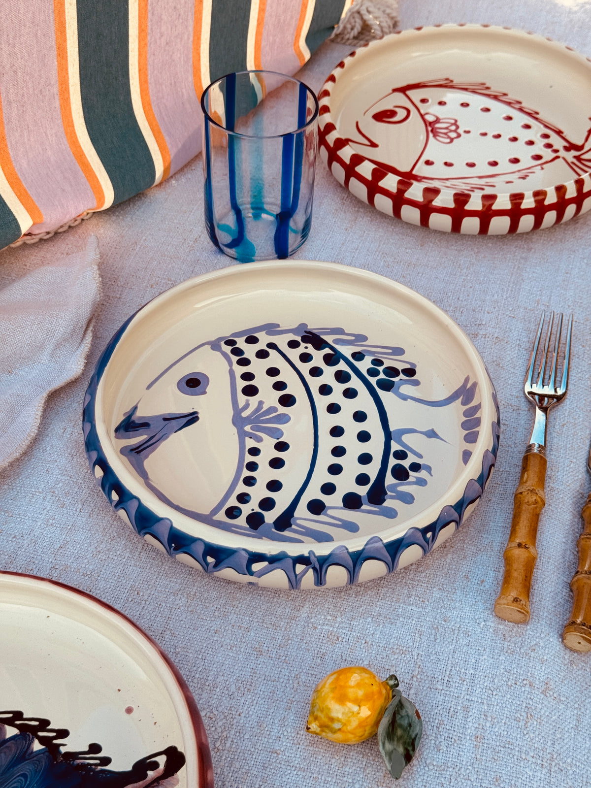 Unique Italian Pasta Plate 25cm "Crazy Fish" – Handmade in Puglia