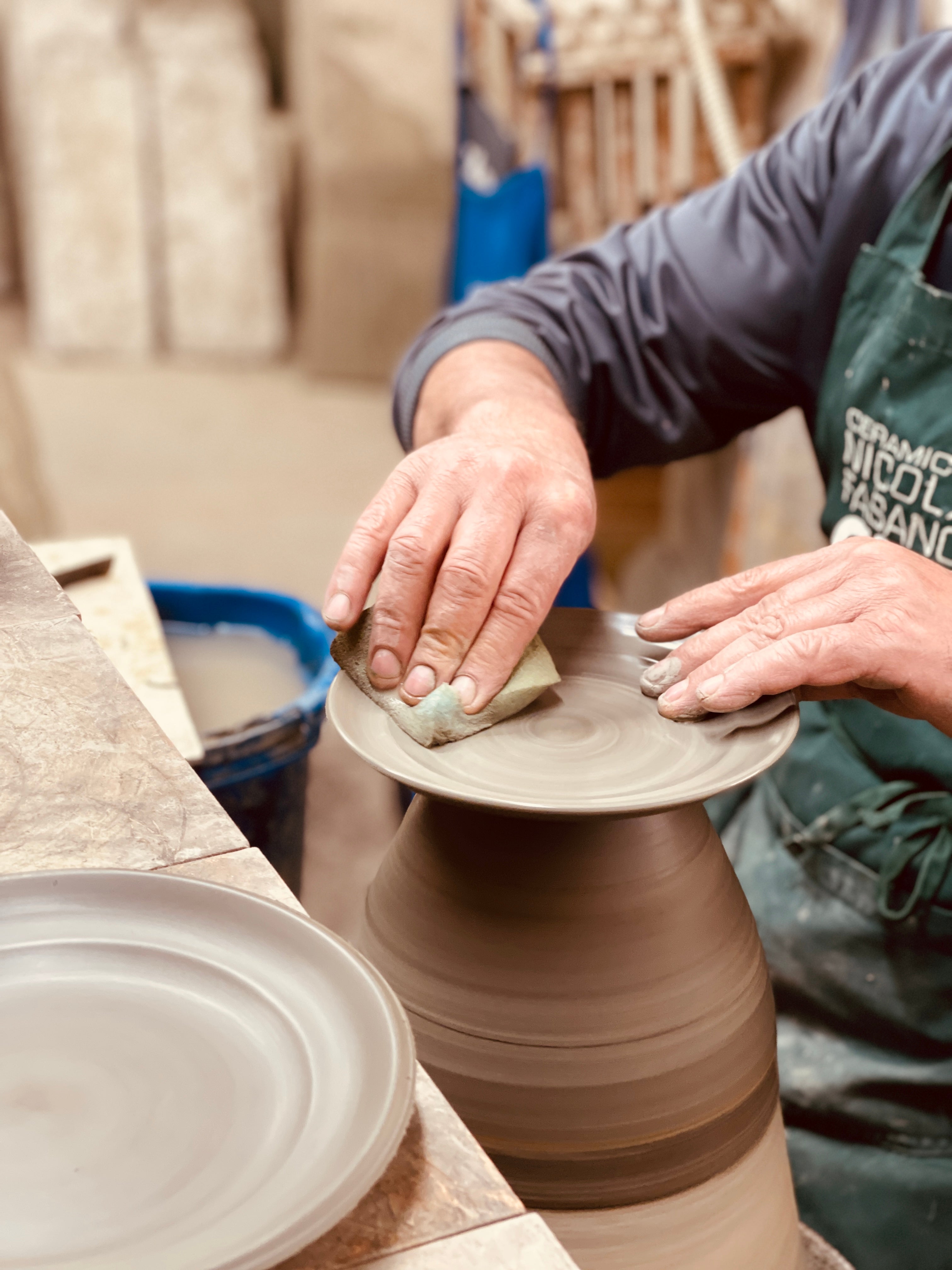 Artistic craftsmanship from Apulia - Unique tableware creations for lasting pleasure