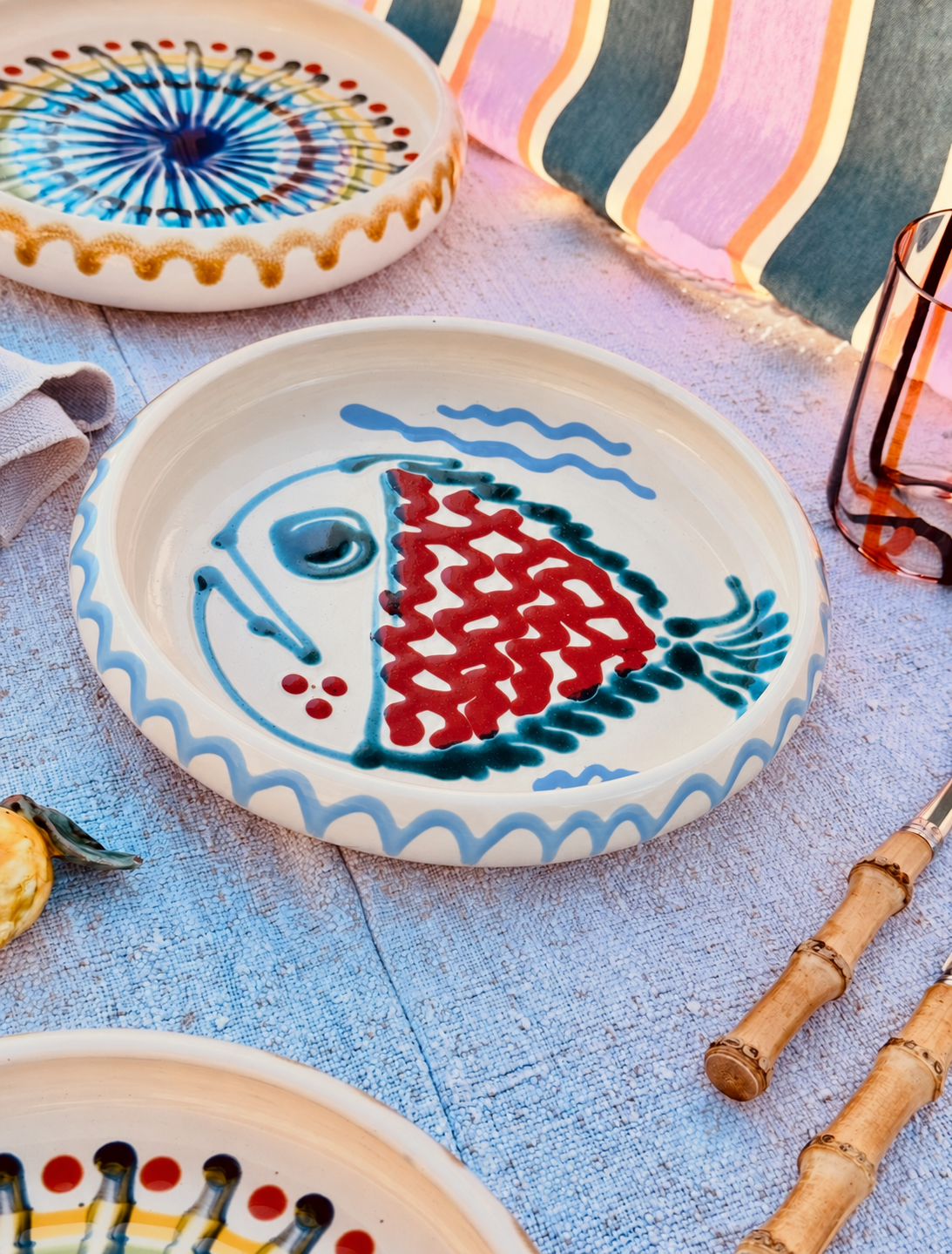 Unique Italian Pasta Plate 25cm "Crazy Fish" – Handmade in Puglia