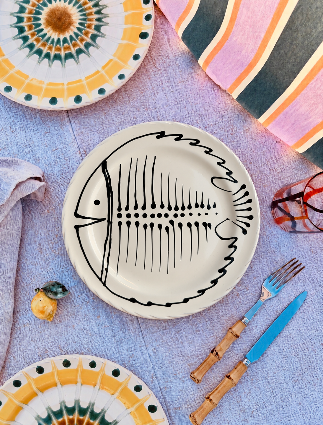Handmade Italian Dinner Plate 27 cm | Large Ceramic Plate "Pesce di Puglia"