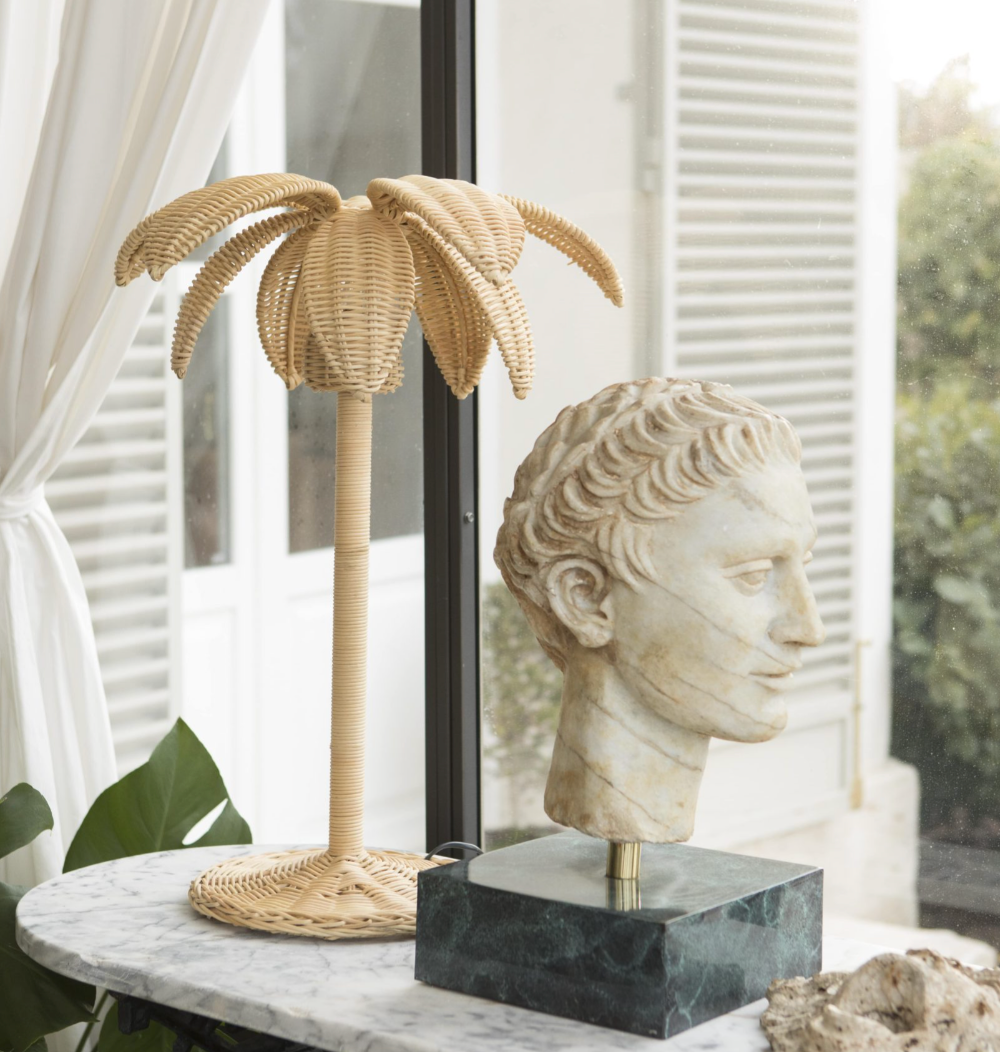 Luma Rattan Floor Lamp – Handwoven Natural Lamp with Iron Base – Mediterranean Lighting