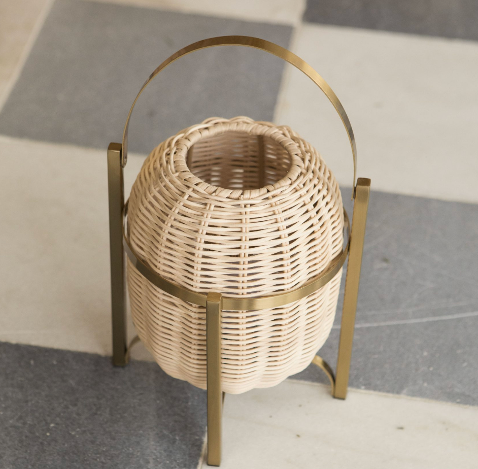 Luma Riva Cesta Cordless Rattan Table Lamp – Rechargeable LED Lamp with Handle – Dimmable Mediterranean Lighting