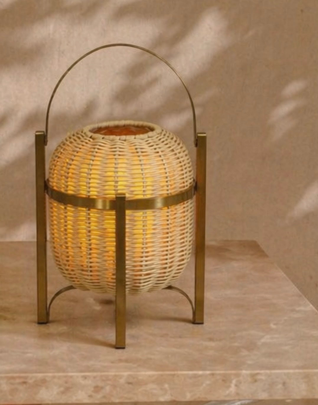 Luma Riva Cesta Cordless Rattan Table Lamp – Rechargeable LED Lamp with Handle – Dimmable Mediterranean Lighting