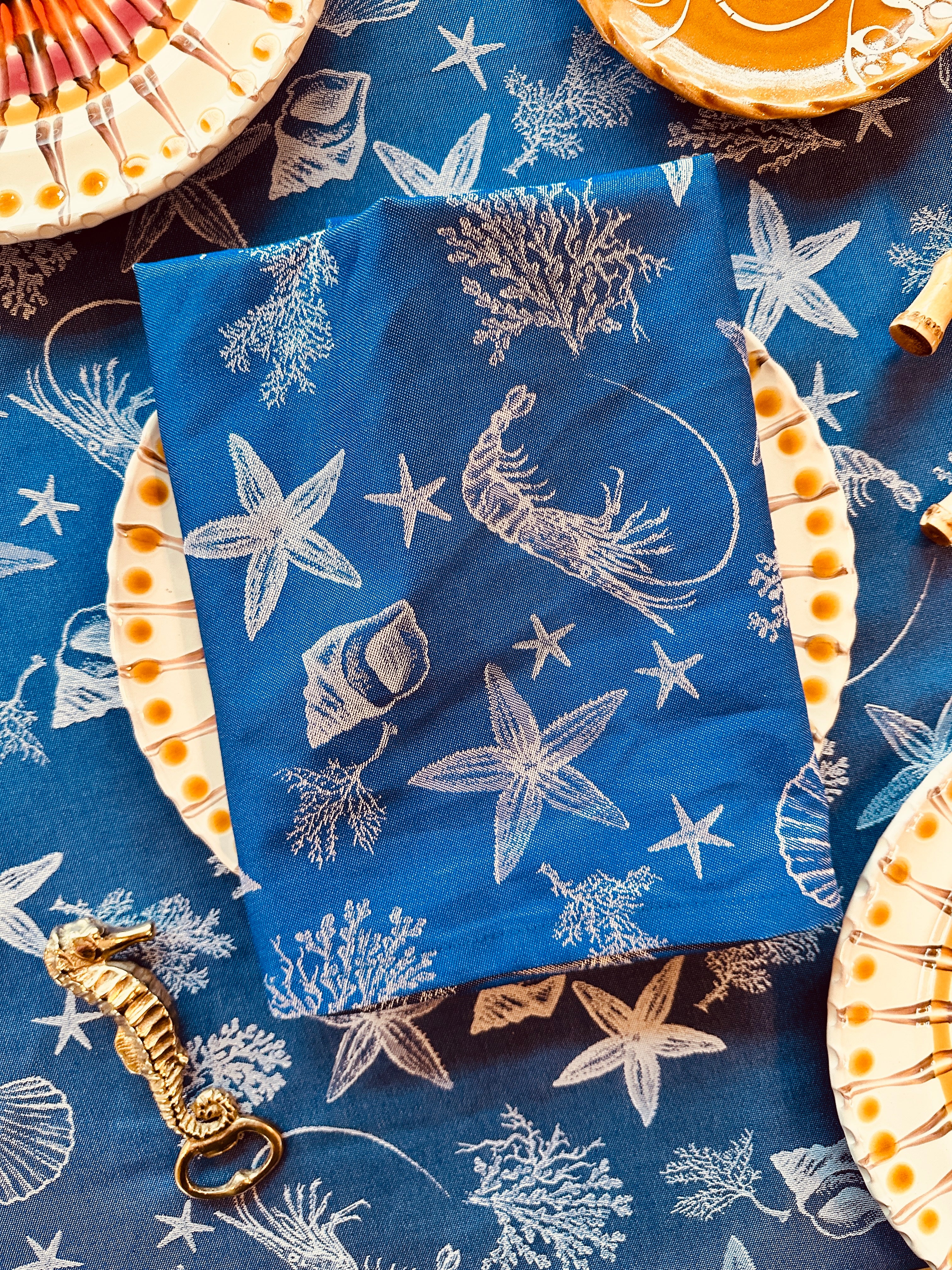 Heavy Cotton Tableclothes “Mare profondo e blu di Nerano"  150 x 150