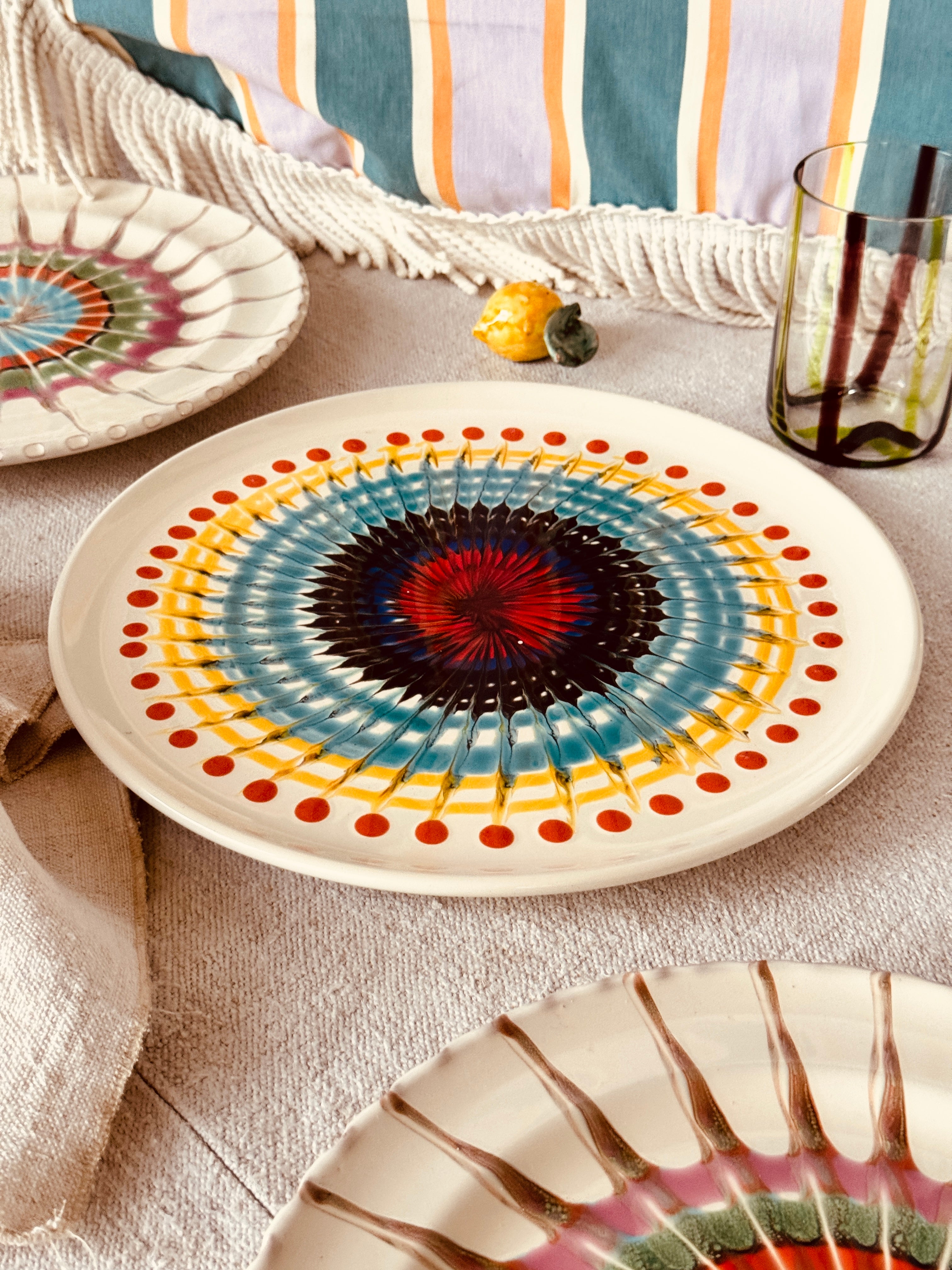Serving Plate "Unique" 30cm Handmade Ceramic from Puglia